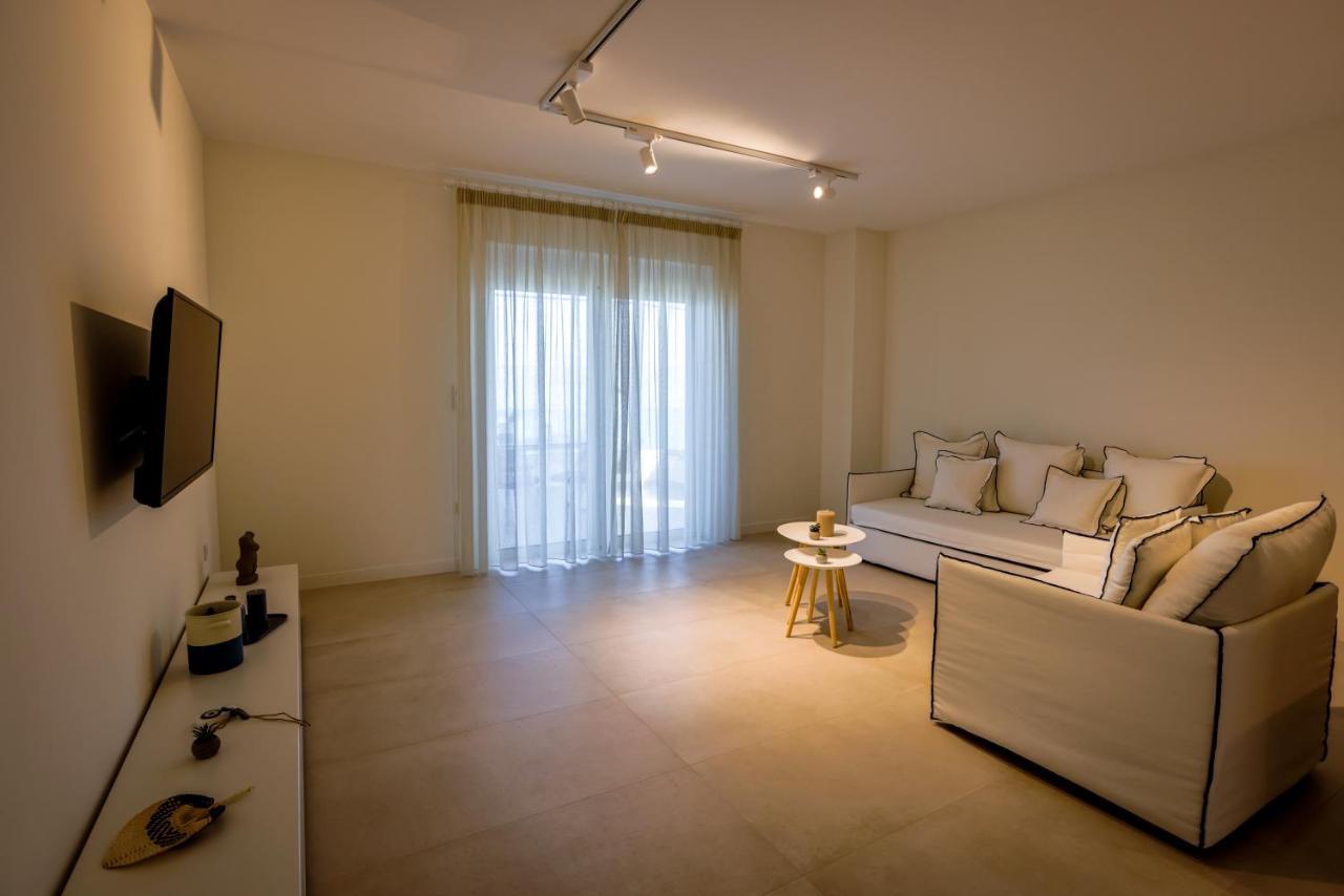 La Mer Bleue Beachfront Boutique Apartments Vrahati Exterior foto